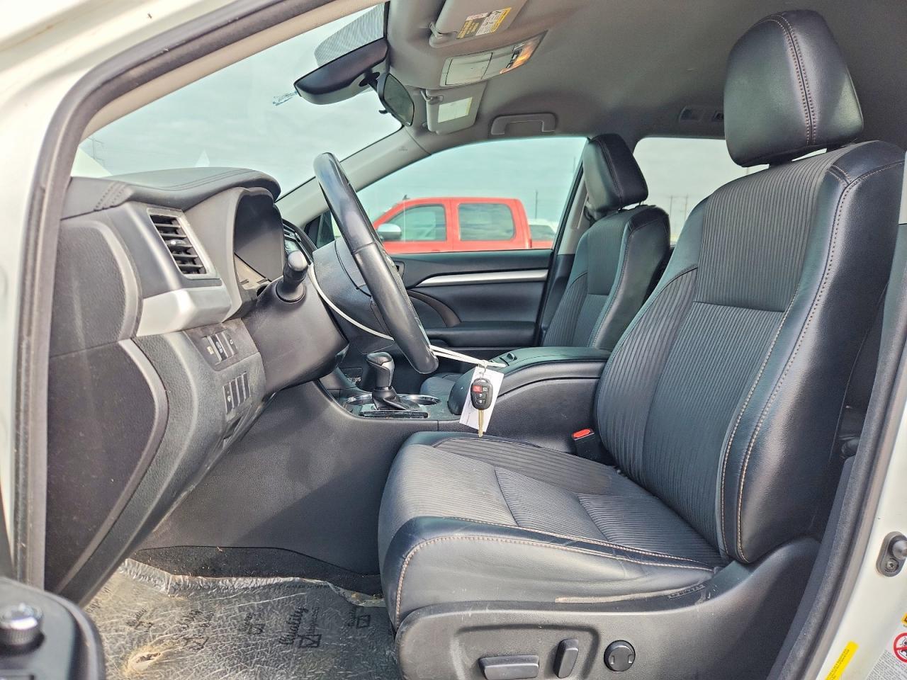 2017 Toyota Highlander Le - zdjęcie 7
