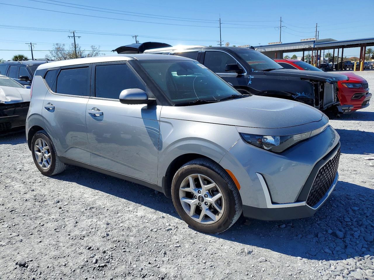 2023 Kia Soul Lx - zdjęcie 4