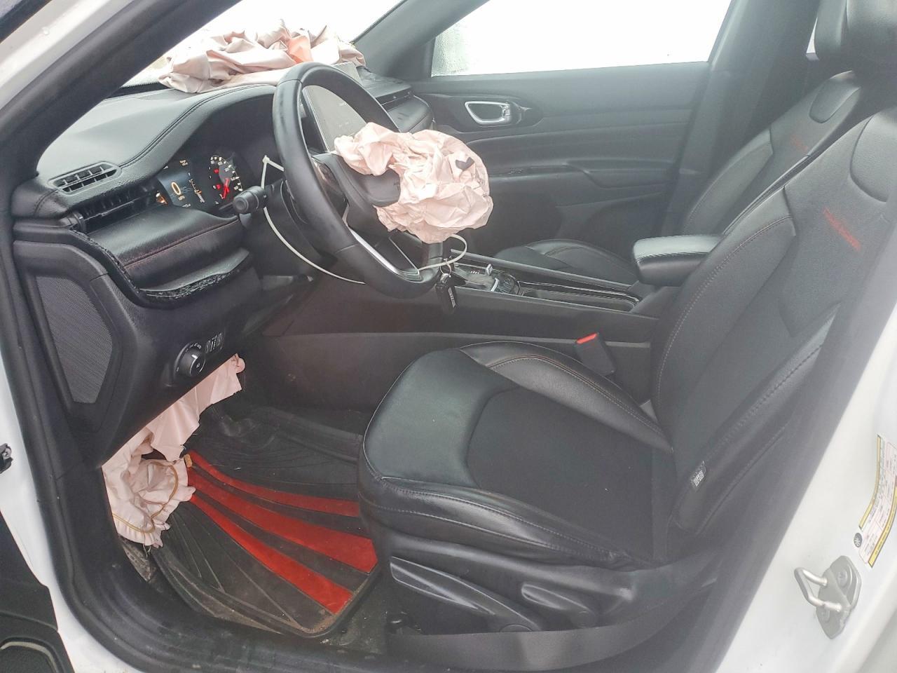 2023 Jeep Compass Trailhawk - zdjęcie 7