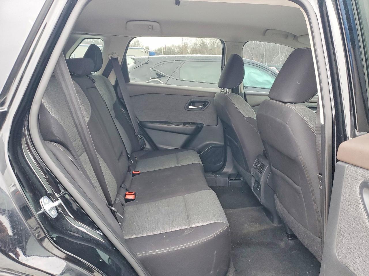 2021 Nissan Rogue Sv - zdjęcie 11