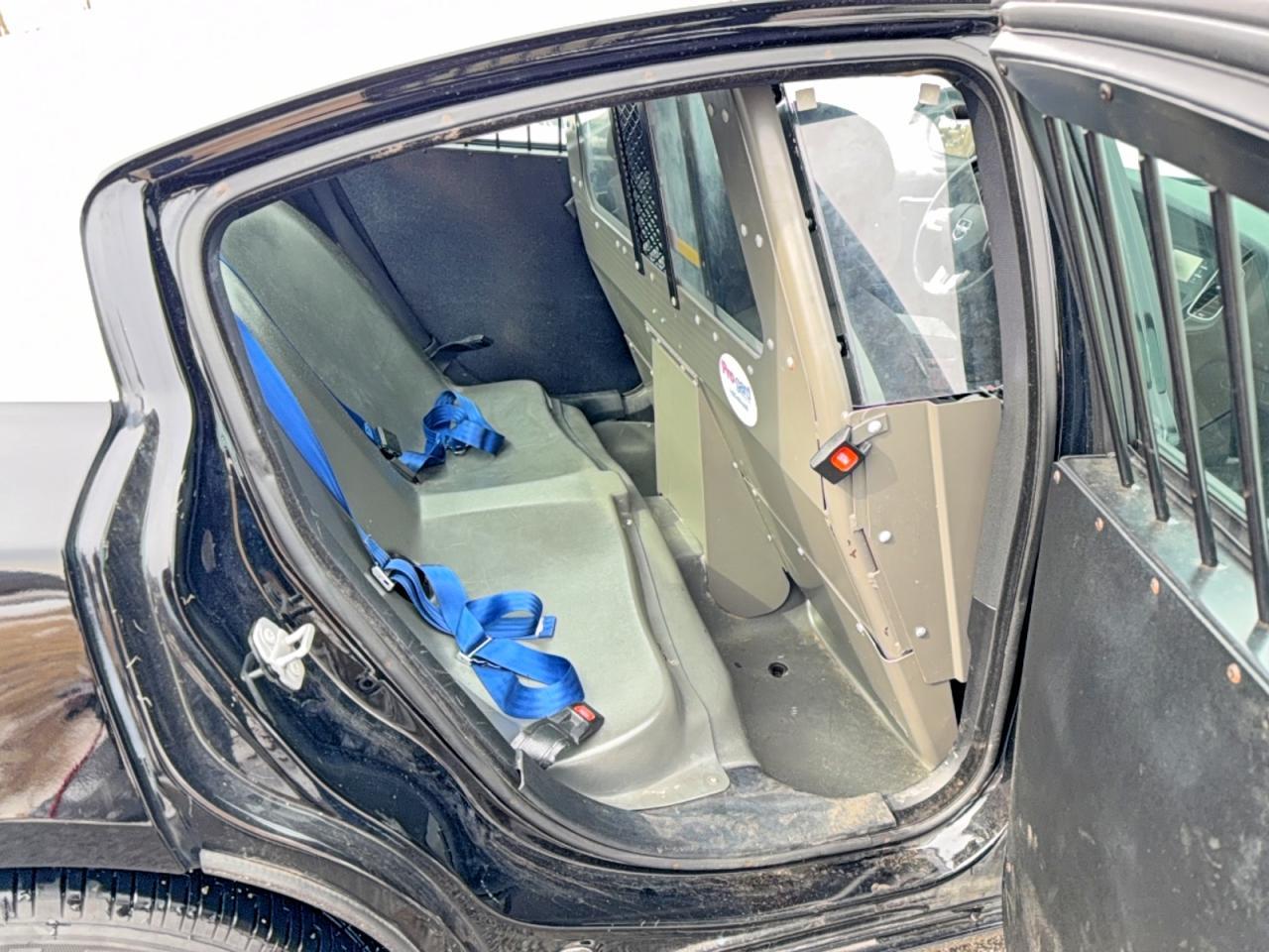 2014 Dodge Charger Police - zdjęcie 6