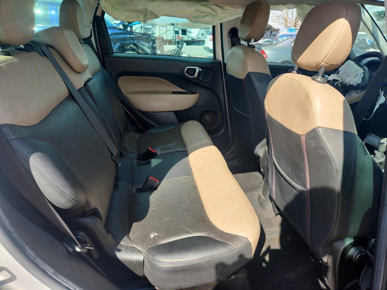 2014 Fiat 500L Lounge - zdjęcie 11