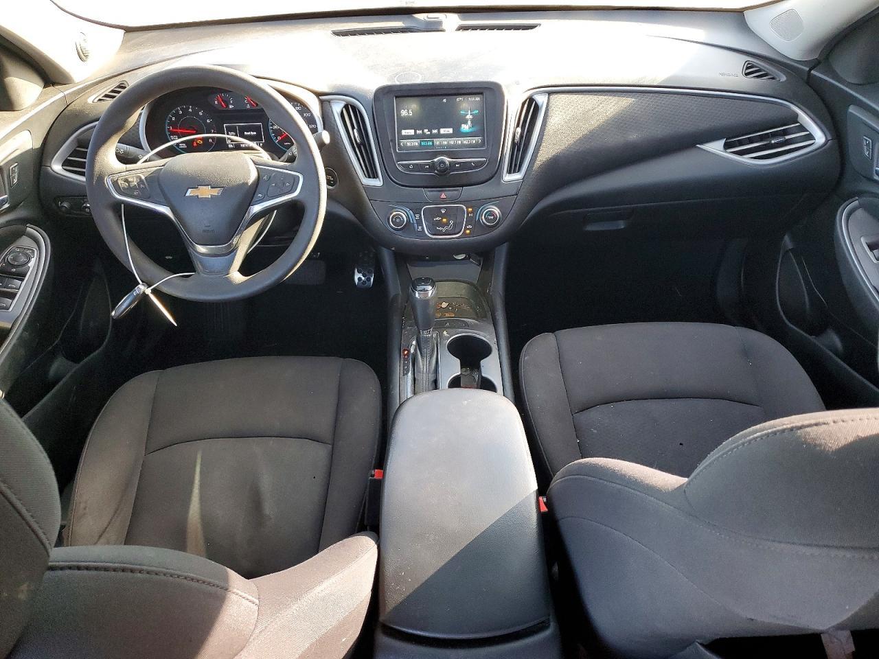 2018 Chevrolet Malibu Ls - zdjęcie 8