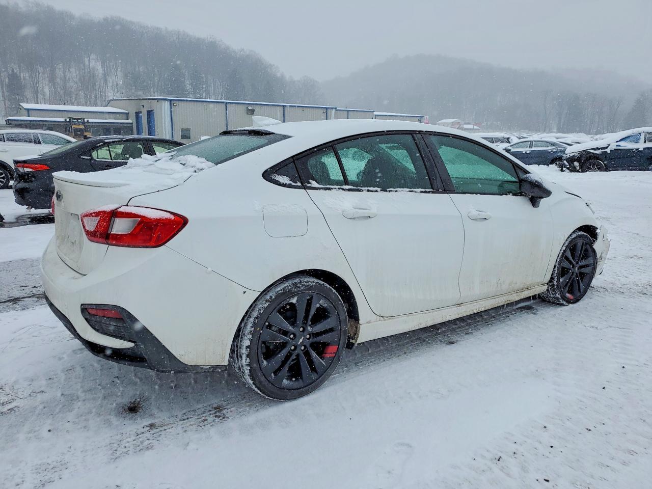 2018 Chevrolet Cruze Lt - zdjęcie 3