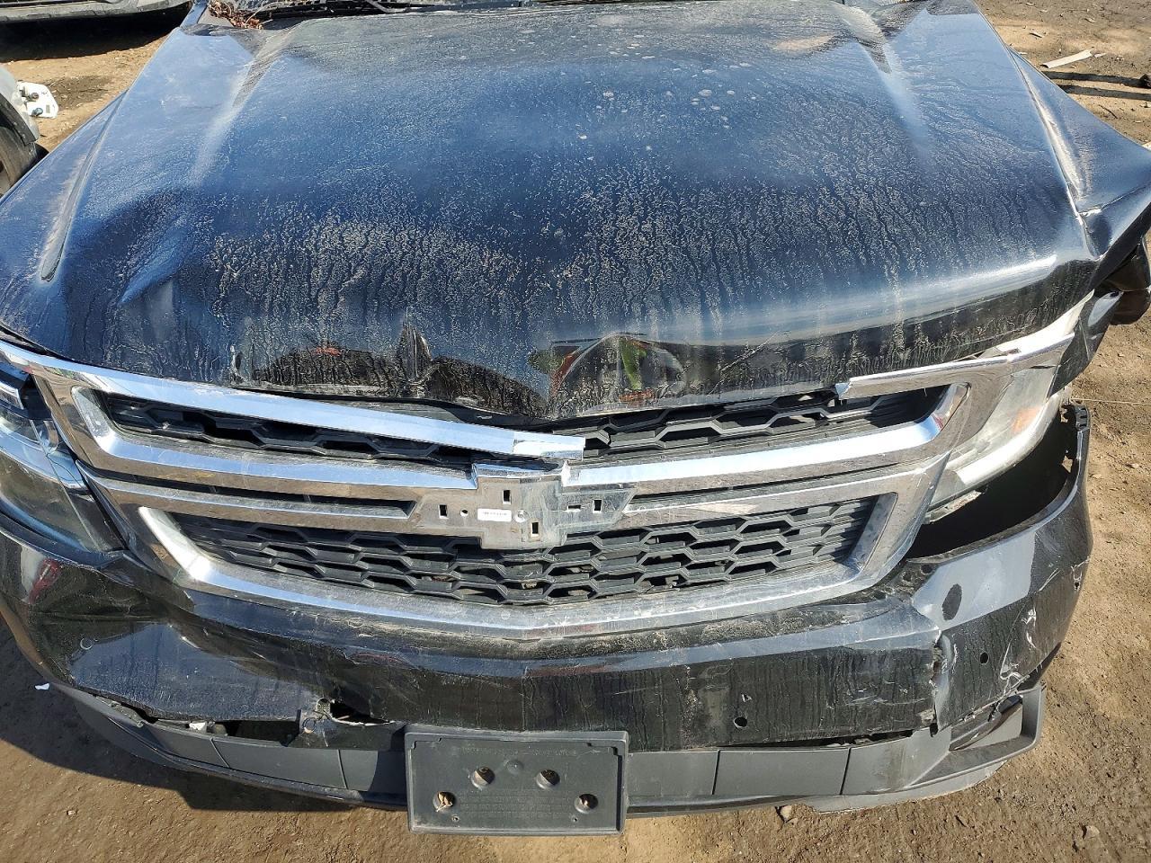 2017 Chevrolet Suburban K1500 Lt - zdjęcie 12