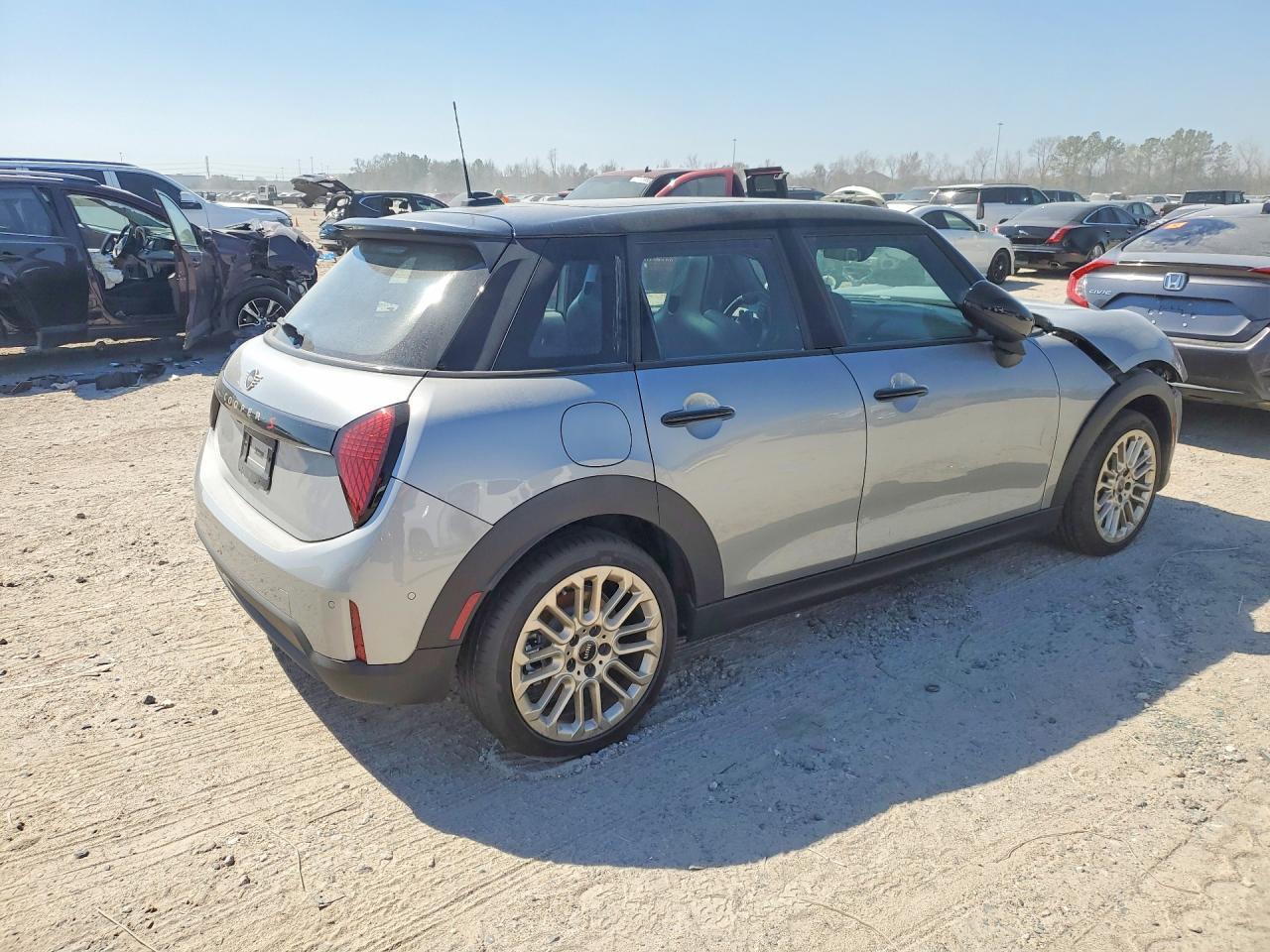 2025 Mini Cooper S - zdjęcie 3