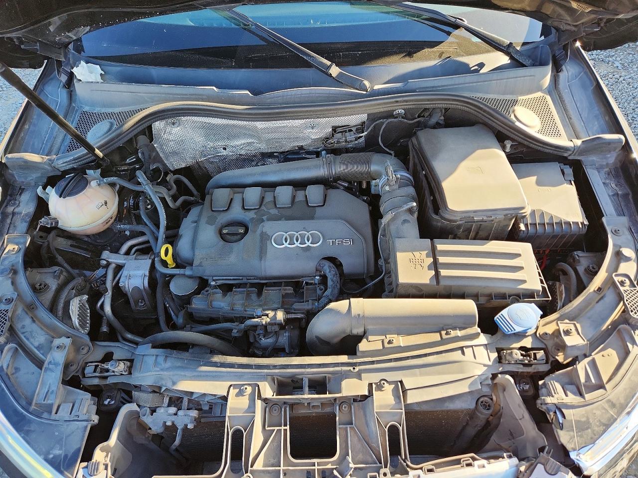 2016 Audi Q3 Premium Plus - zdjęcie 12