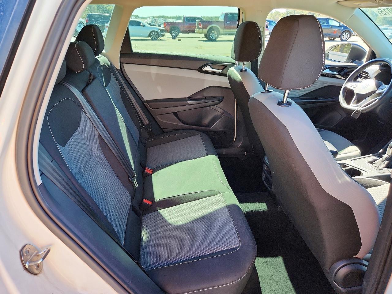 2022 Volkswagen Taos S - zdjęcie 11