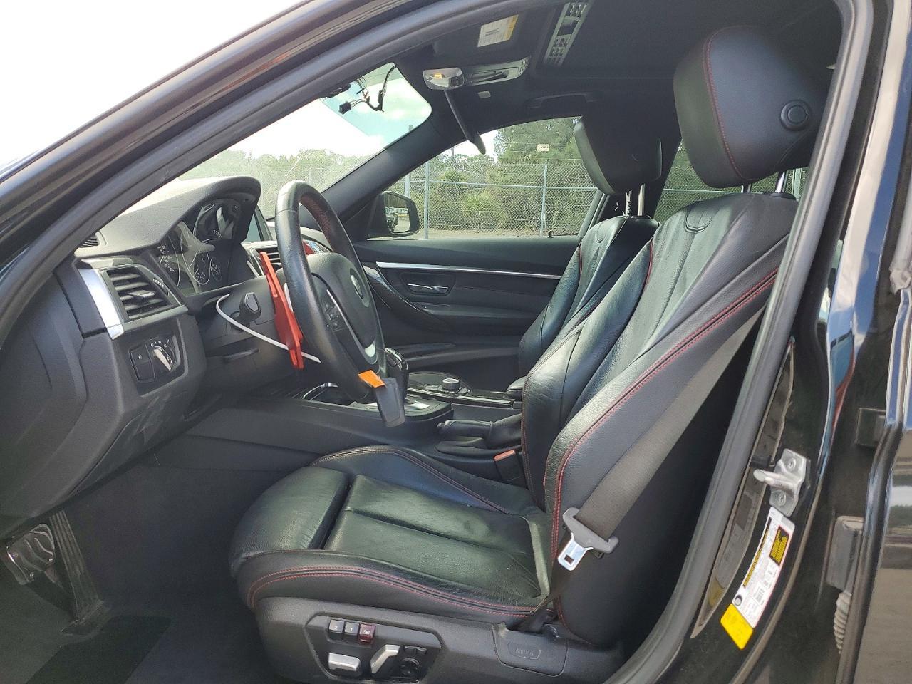 2017 BMW 330 I - zdjęcie 7