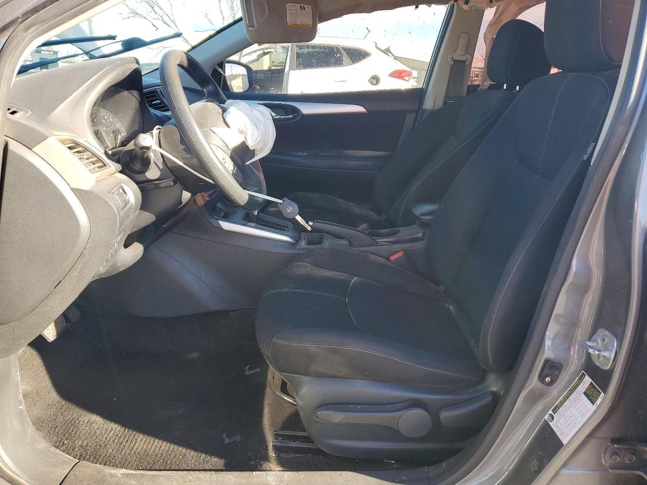 2016 Nissan Sentra S - zdjęcie 7