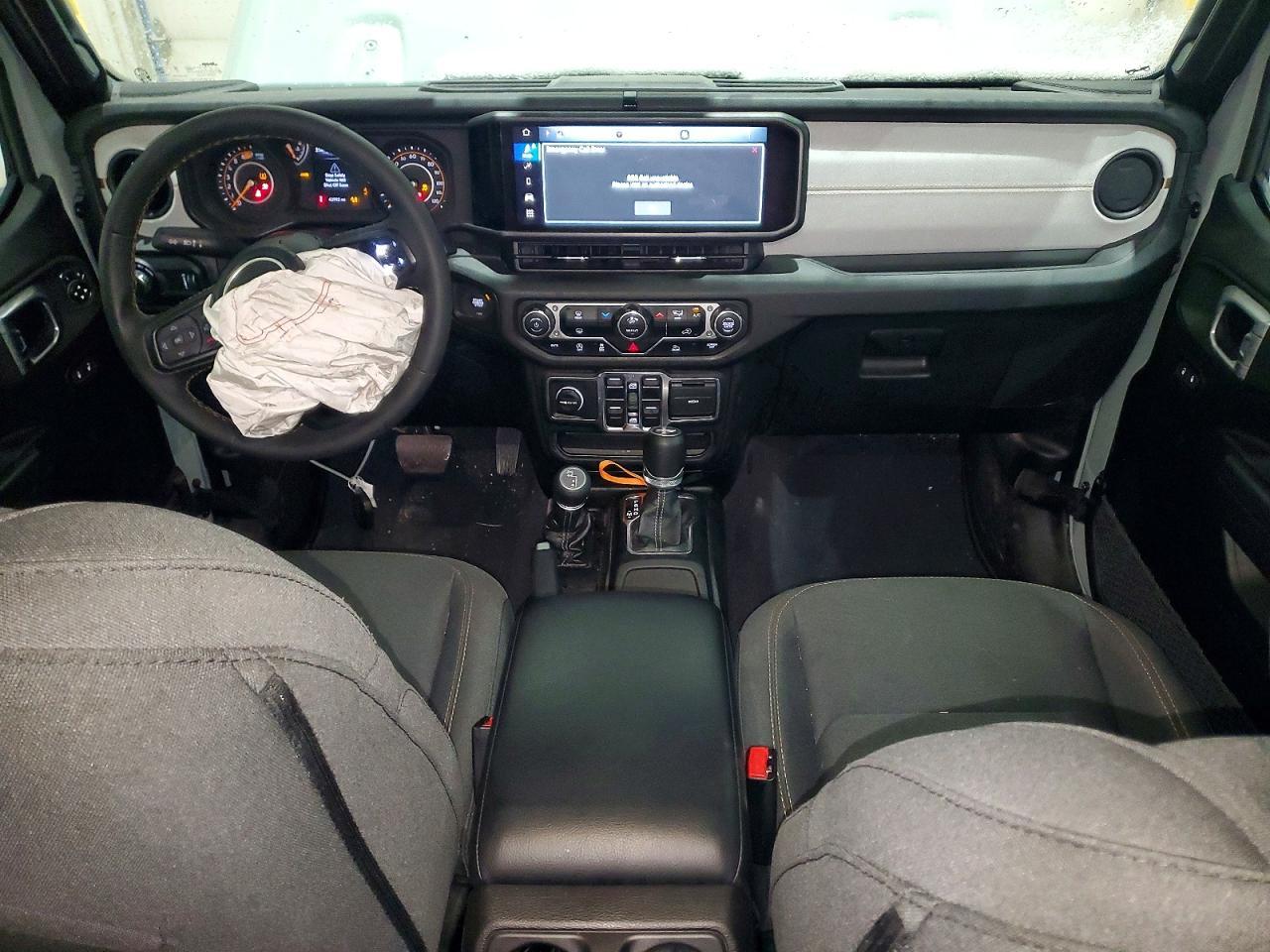 2024 Jeep Wrangler Sport - zdjęcie 8