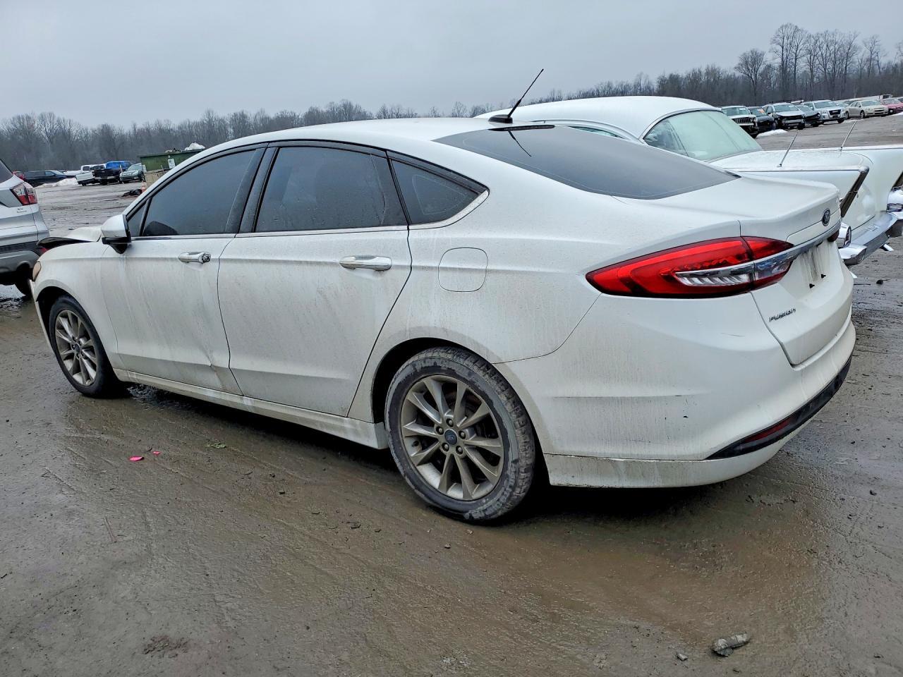 2017 Ford Fusion Se - zdjęcie 2