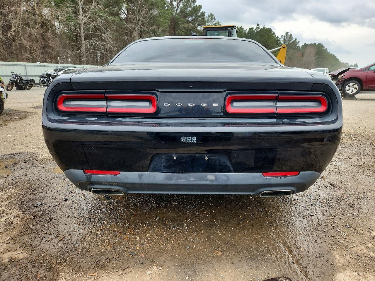 2016 Dodge Challenger Sxt - zdjęcie 6