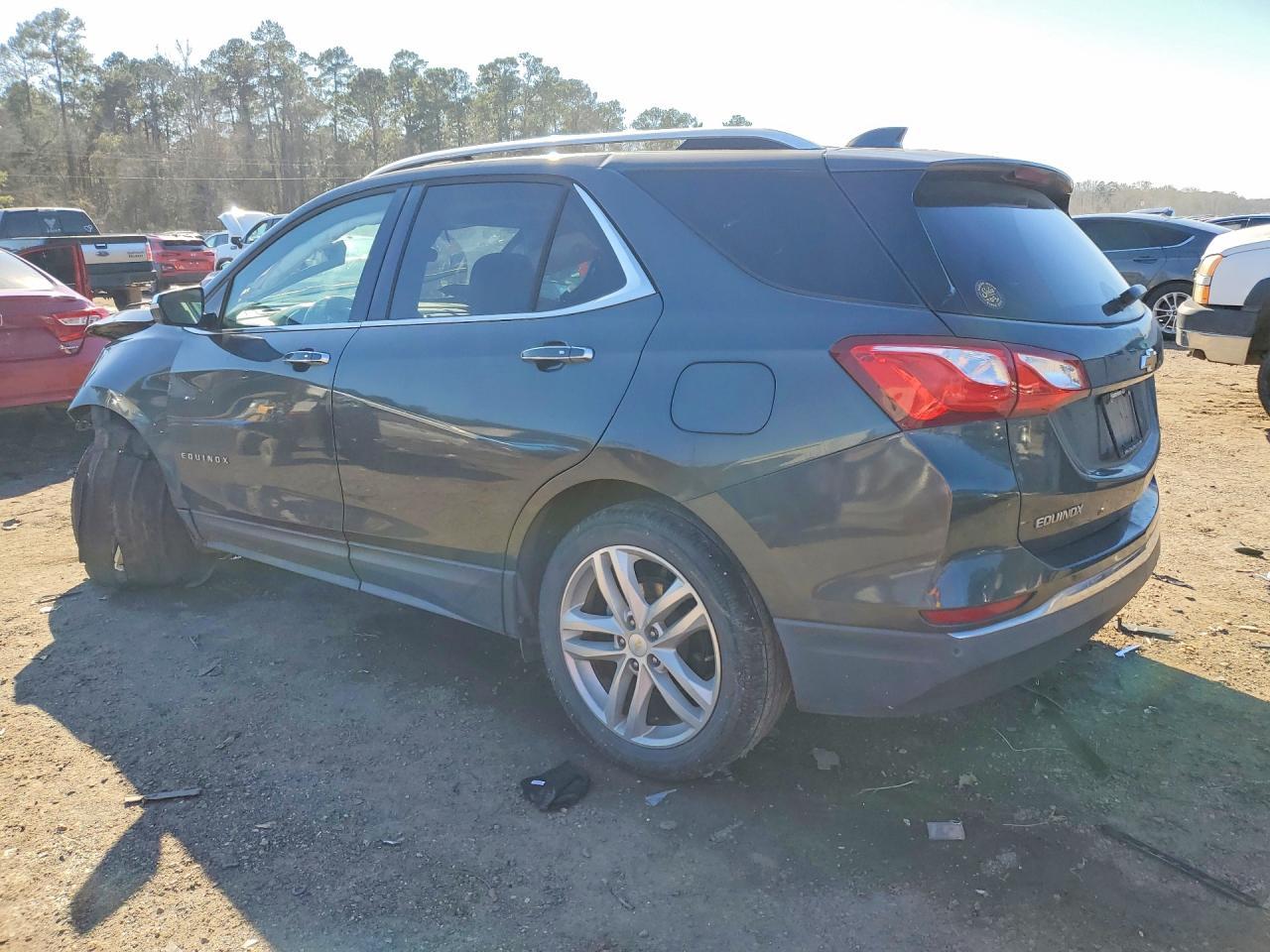 2018 Chevrolet Equinox Premier - zdjęcie 2