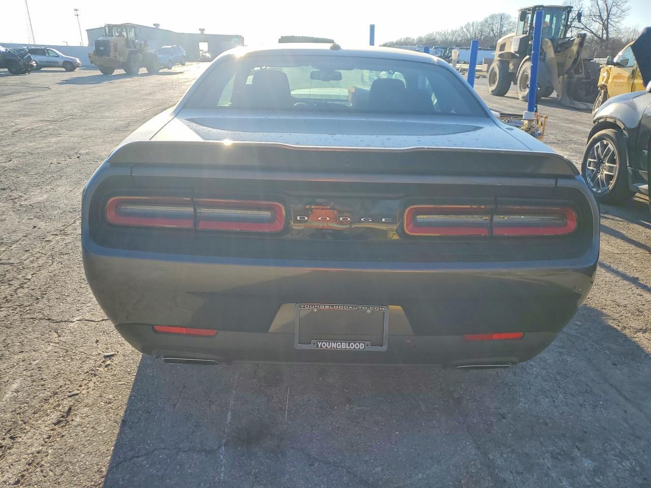 2020 Dodge Challenger R - zdjęcie 6