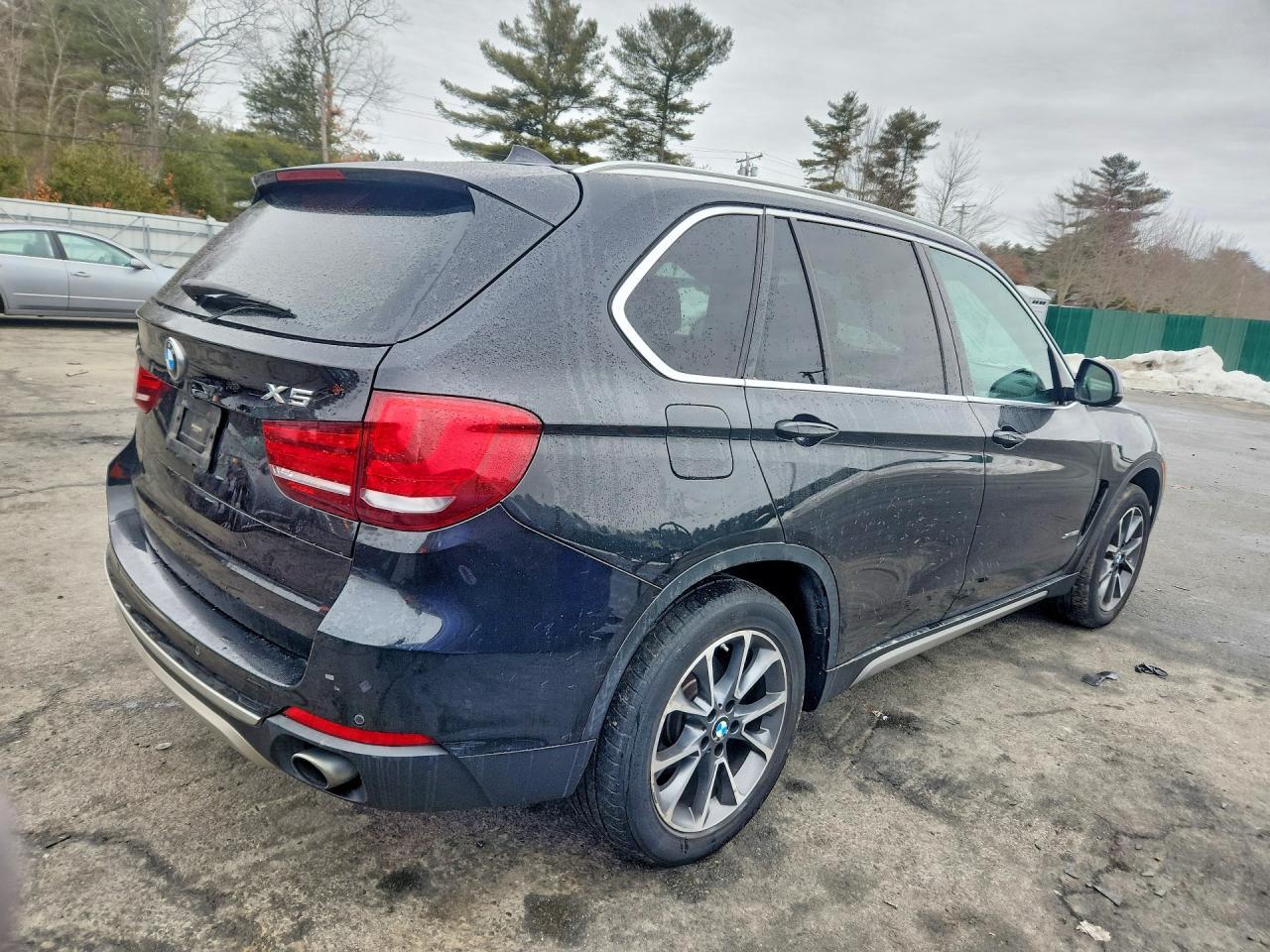 2017 BMW X5 xDrive35I - zdjęcie 3