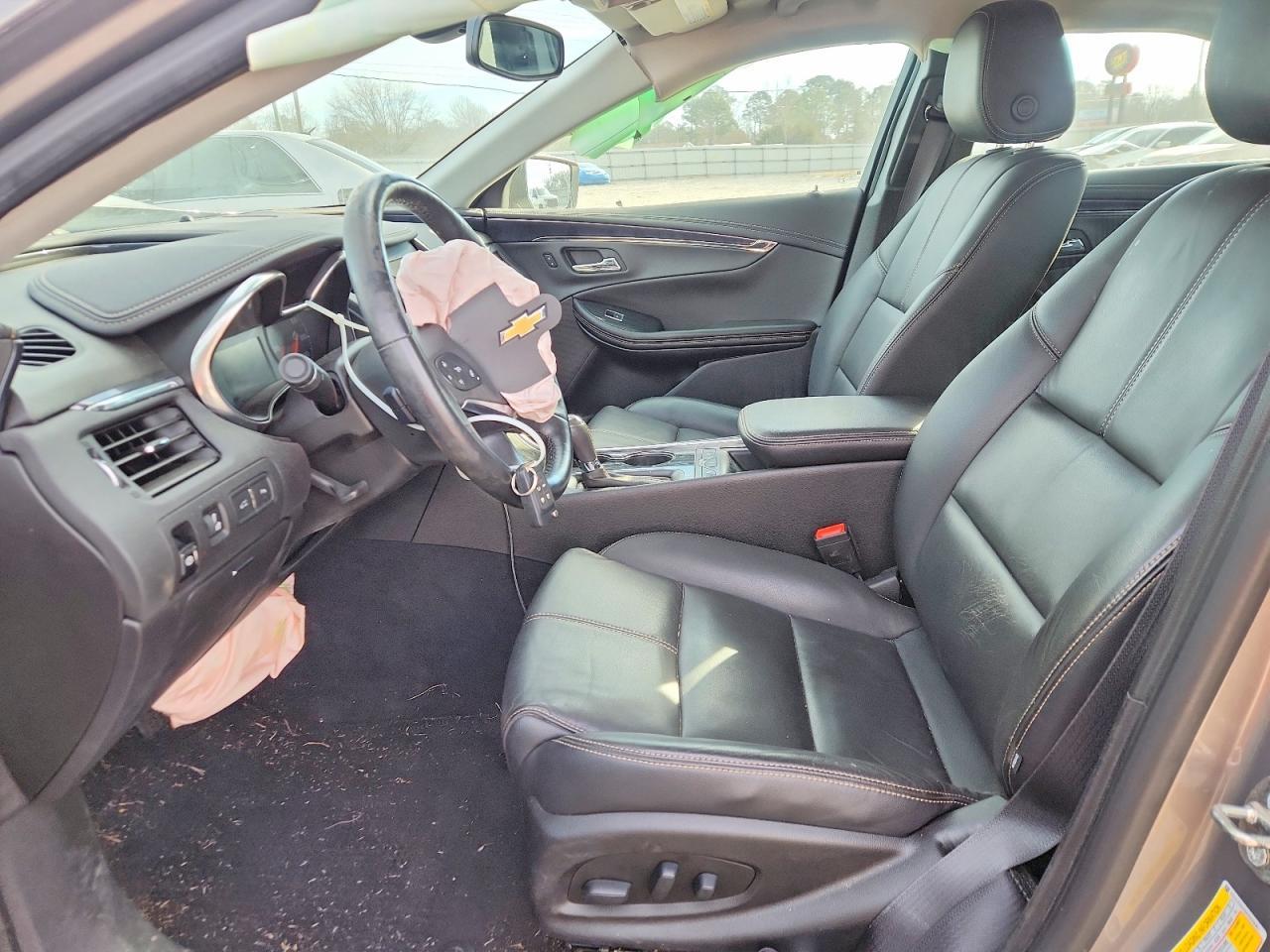 2019 Chevrolet Impala Lt - zdjęcie 7