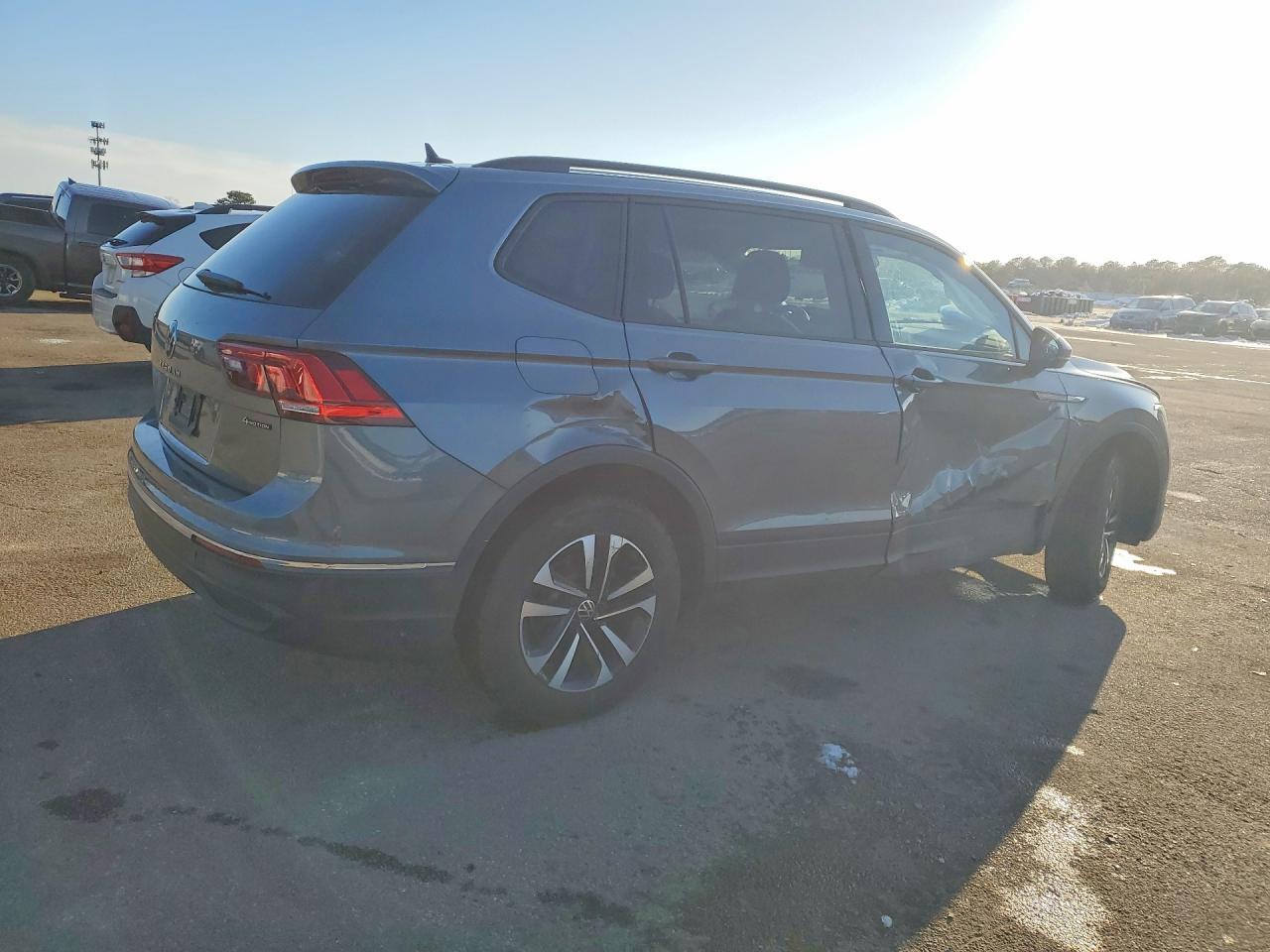 2024 Volkswagen Tiguan S - zdjęcie 3