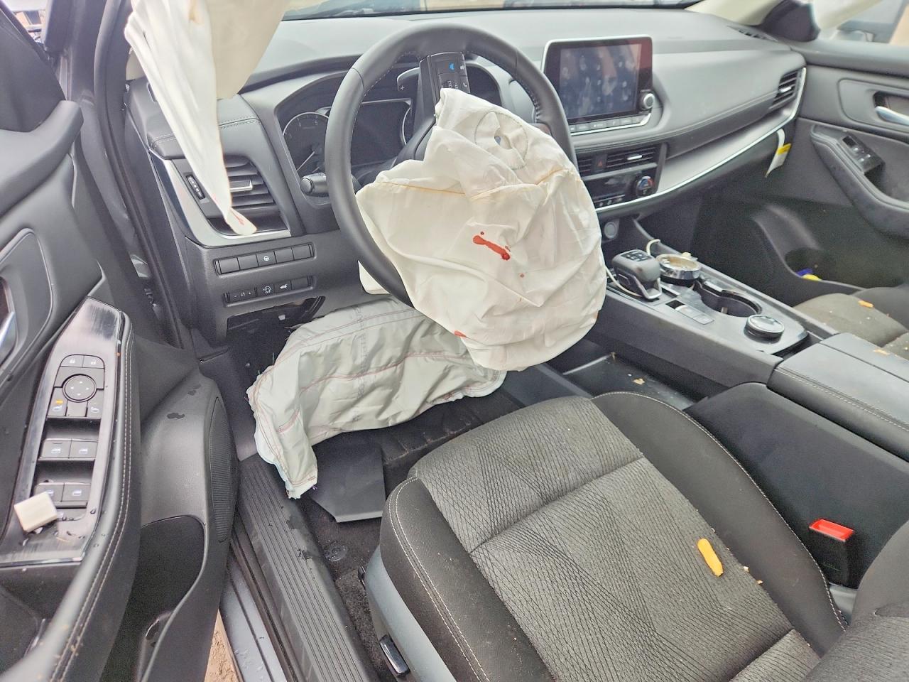 2025 Nissan Rogue Sv - zdjęcie 8