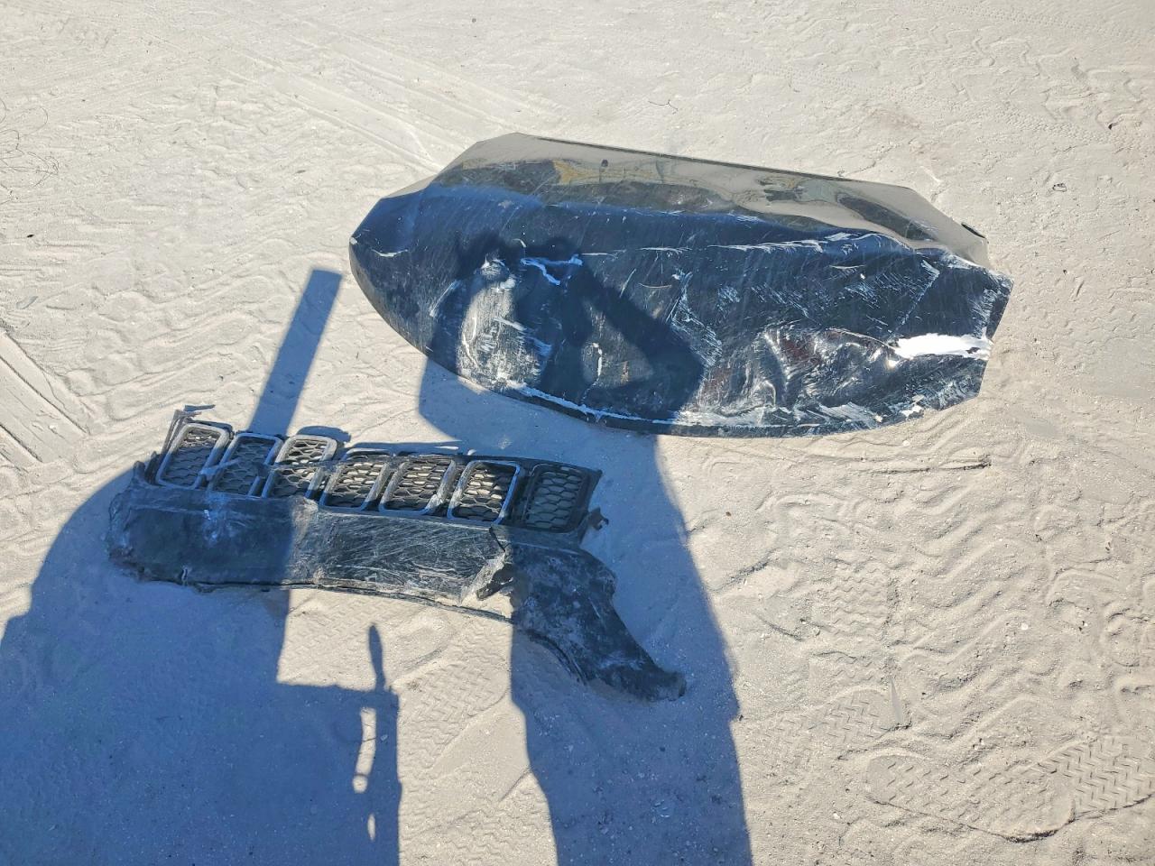 2021 Jeep Grand Cherokee Laredo - zdjęcie 13