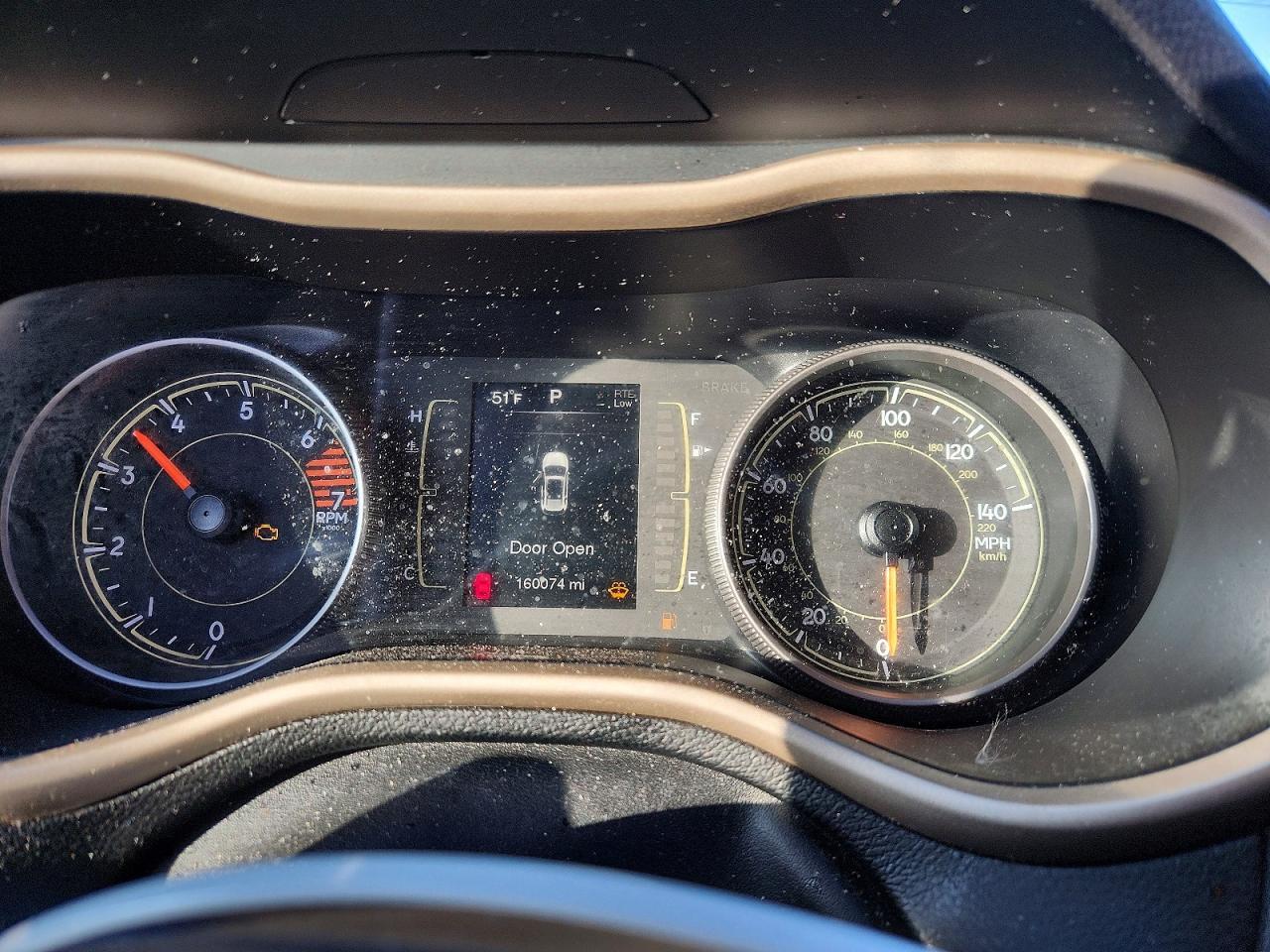 2016 Jeep Cherokee Latitude - zdjęcie 9