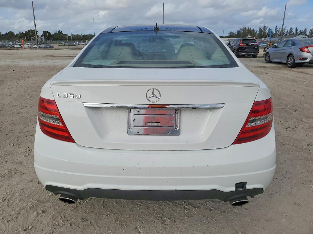 2015 Mercedes-Benz C 350 - zdjęcie 6