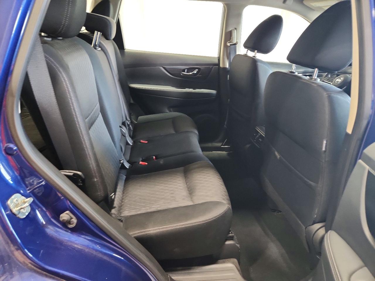 2017 Nissan Rogue S - zdjęcie 11