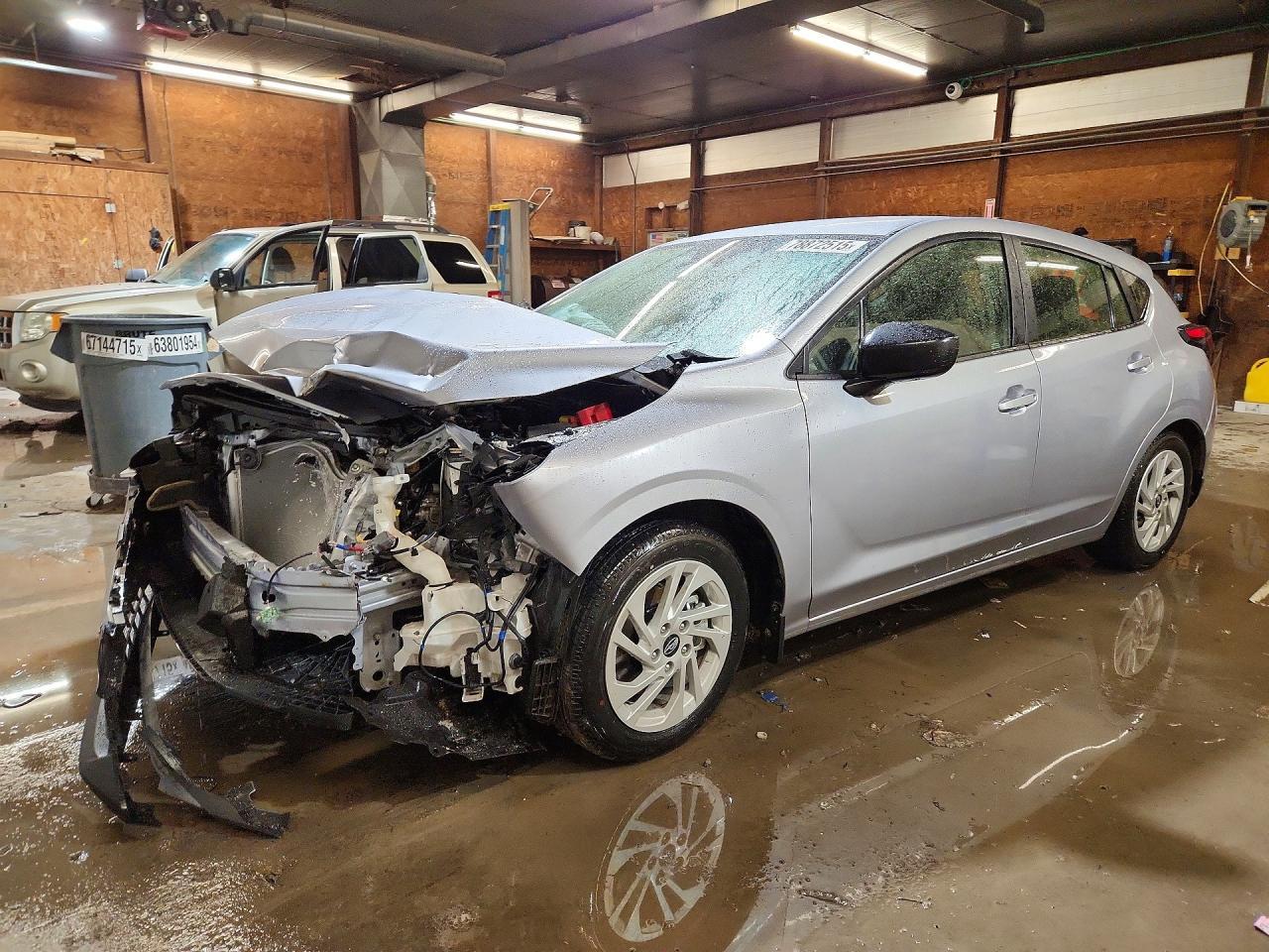 2025 Subaru Impreza - zdjęcie główne