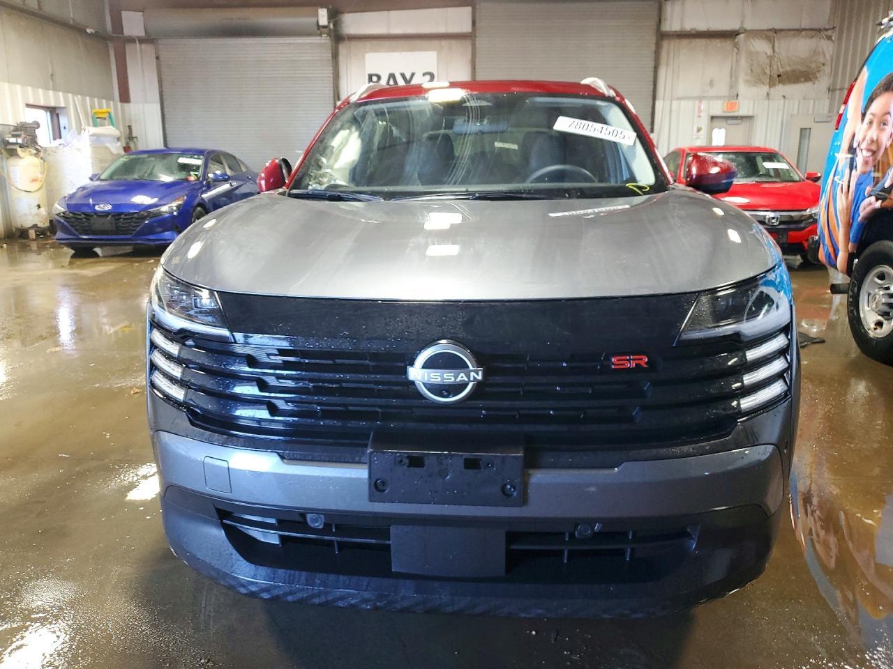 2025 Nissan Kicks Sr - zdjęcie 5