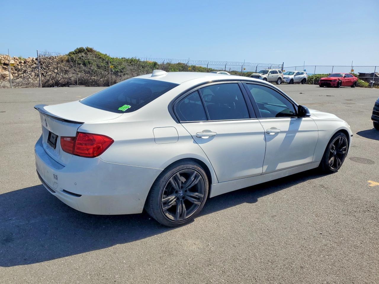 2014 BMW 328 I Sulev - zdjęcie 3