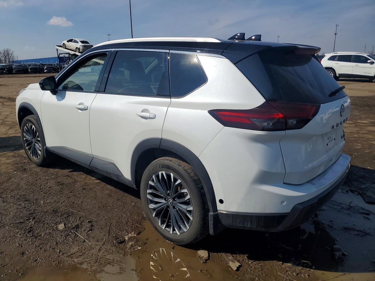 2025 Nissan Rogue Sl - zdjęcie 2