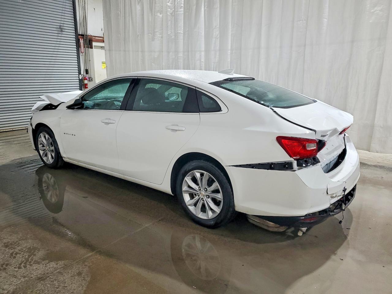 2025 Chevrolet Malibu Lt - zdjęcie 2