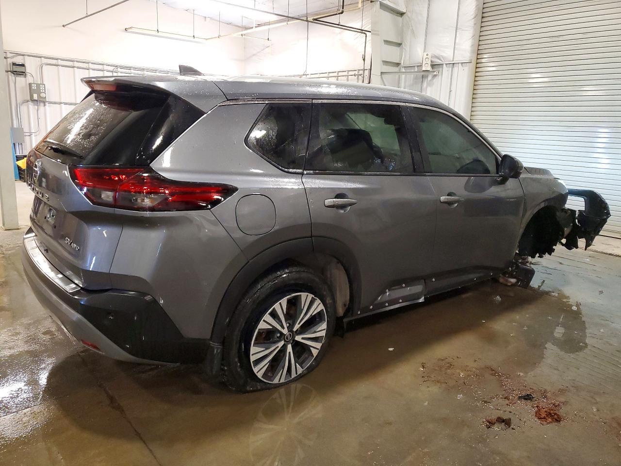 2021 Nissan Rogue Sv - zdjęcie 3