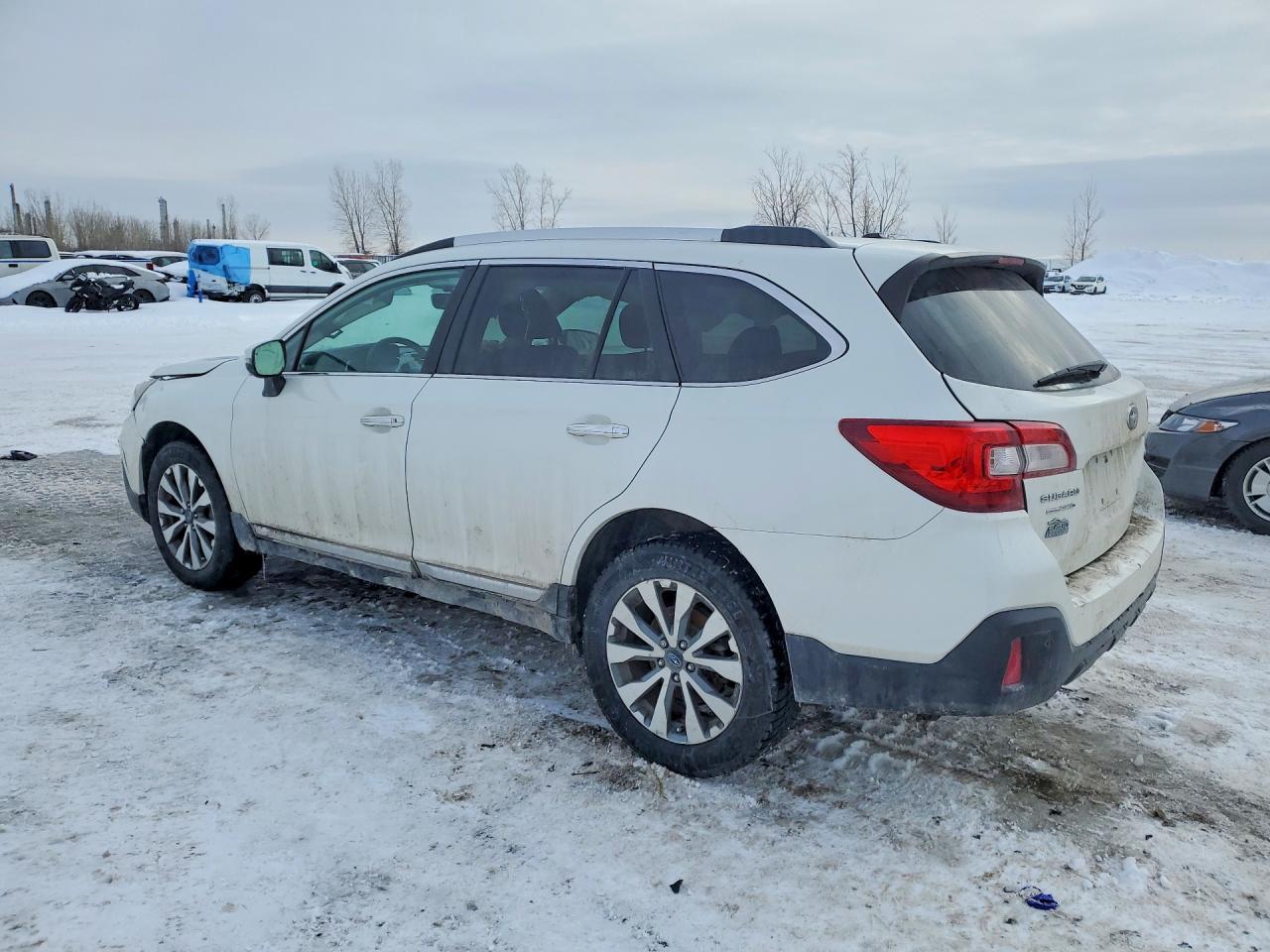 2019 Subaru Outback Touring - zdjęcie 2
