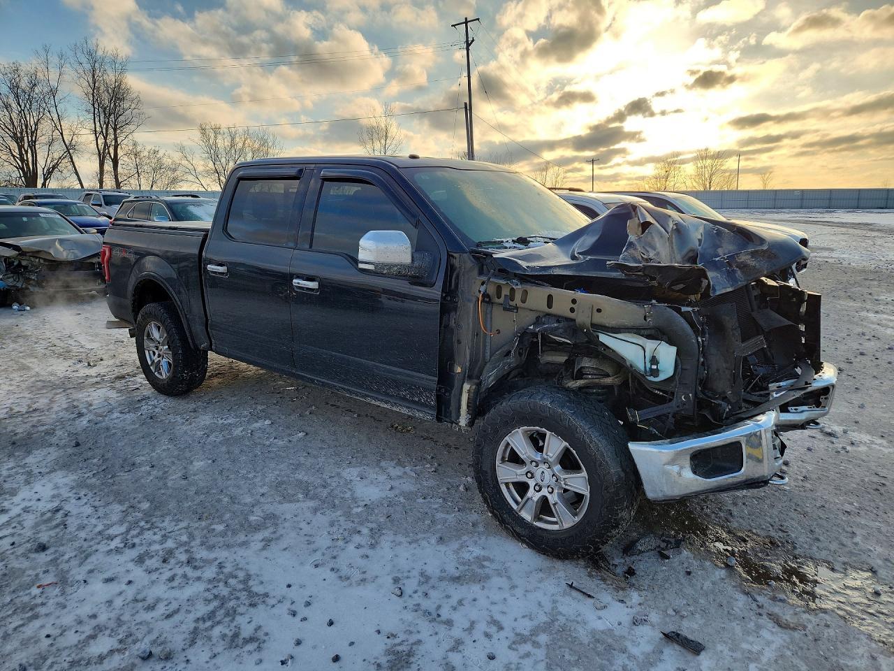 2015 Ford F150 Supercrew - zdjęcie 4