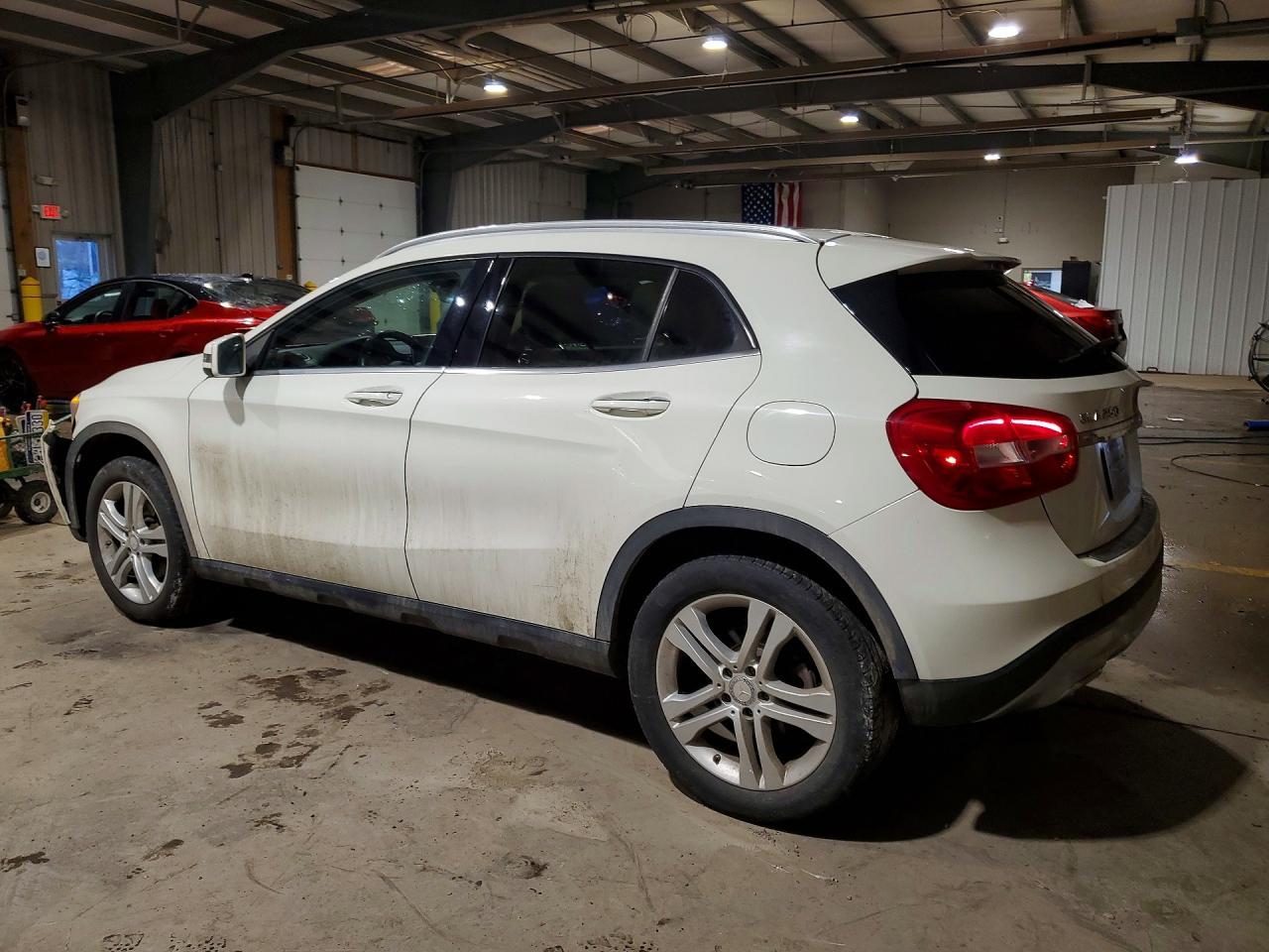 2017 Mercedes-Benz Gla 250 4Matic - zdjęcie 2
