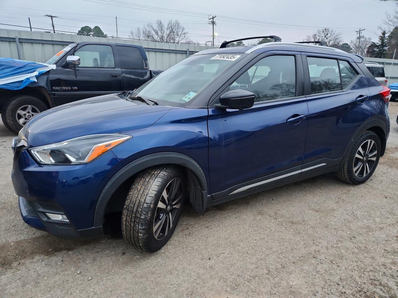 2020 Nissan Kicks Sr - zdjęcie główne