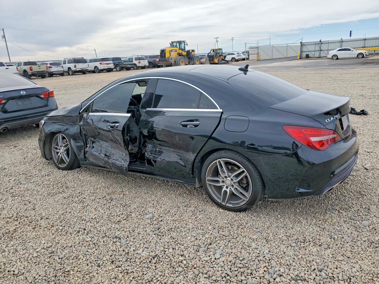 2017 Mercedes-Benz Cla 250 4Matic - zdjęcie 2