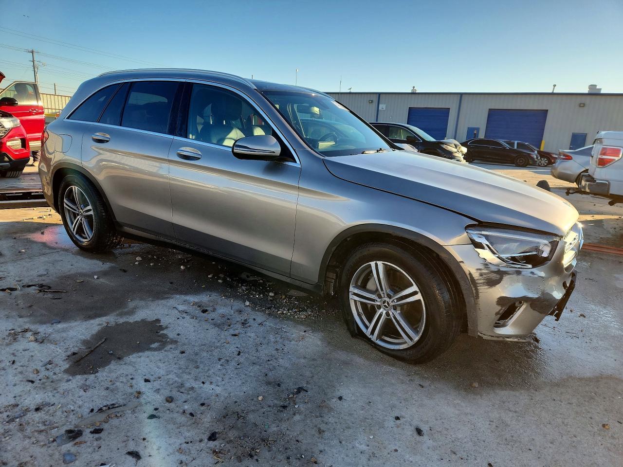 2020 Mercedes-Benz Glc 300 - zdjęcie 4