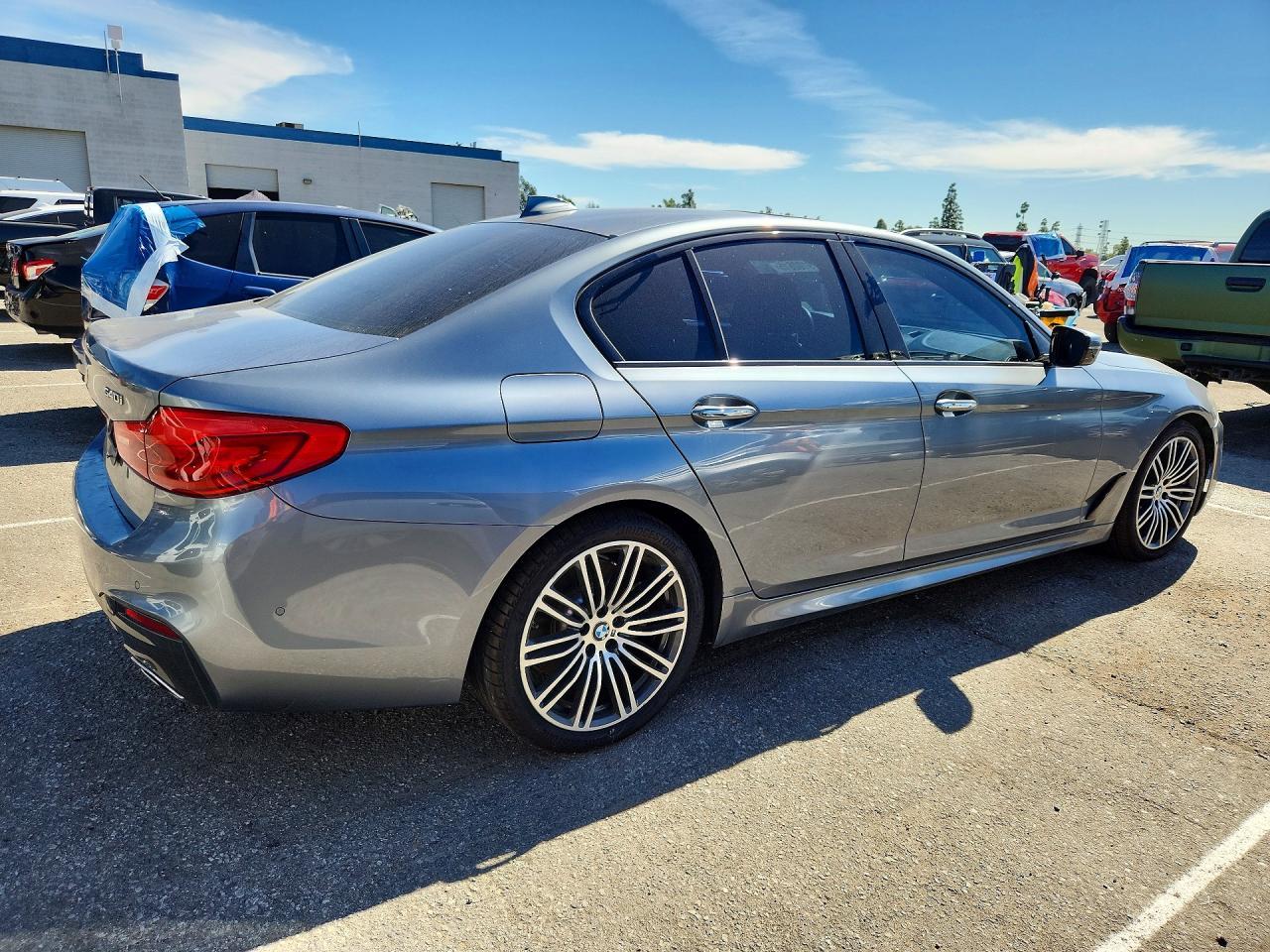 BMW Seria 5 - zdjęcie 3