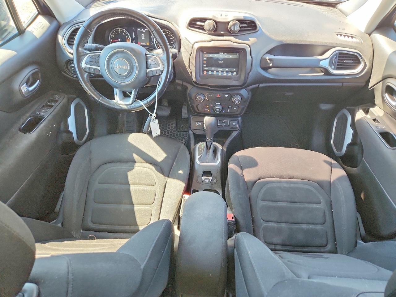 2018 Jeep Renegade Latitude - zdjęcie 8
