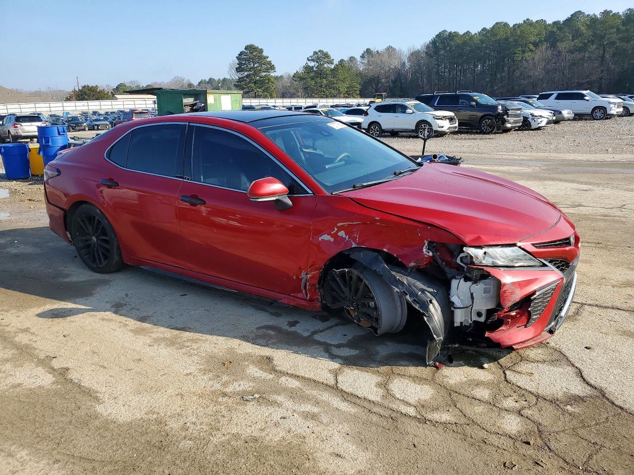2021 Toyota Camry Xse - zdjęcie 4