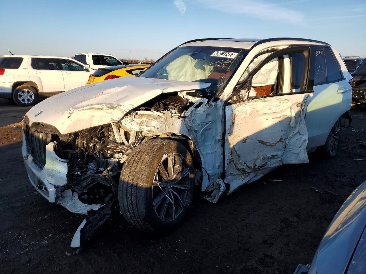 2023 BMW X5 xDrive40I - zdjęcie główne