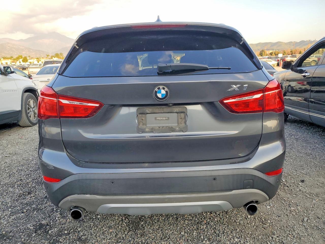 2017 BMW X1 Sdrive28I - zdjęcie 6