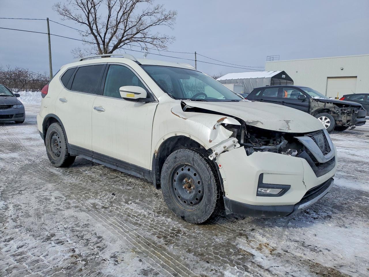 2017 Nissan Rogue S - zdjęcie 4