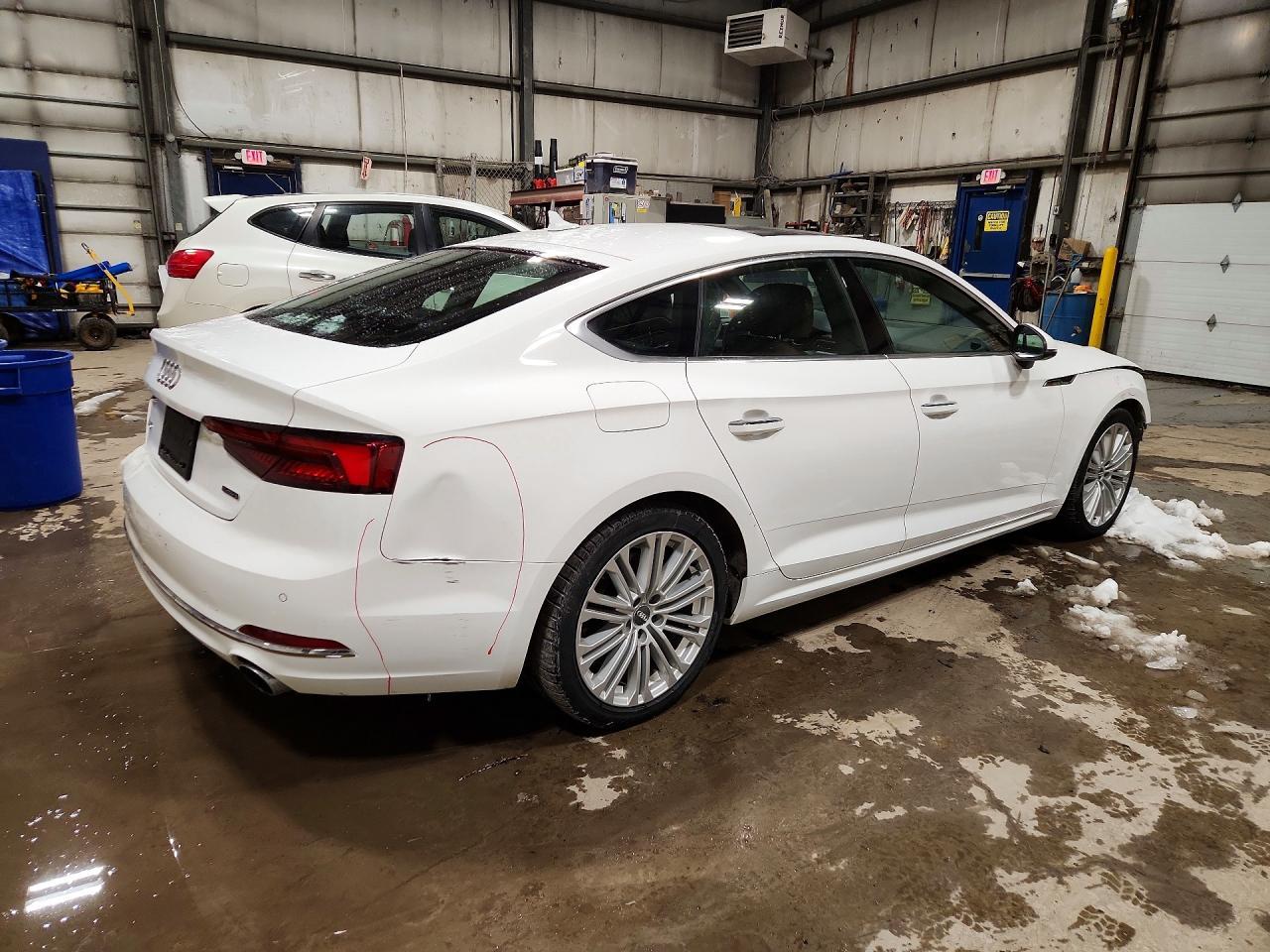 2019 Audi A5 Premium - zdjęcie 3