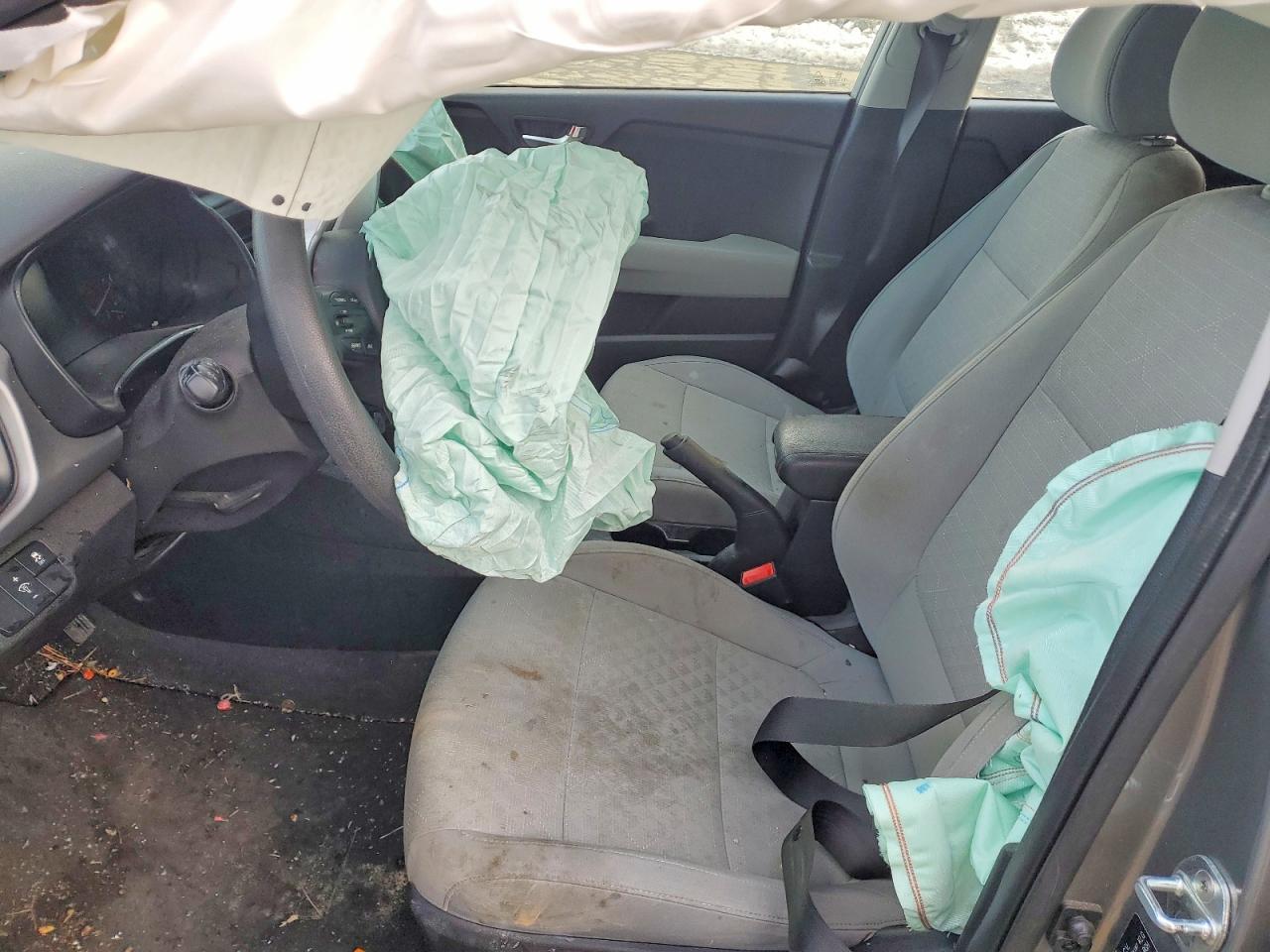 2022 Kia Rio 5-Door S - zdjęcie 7