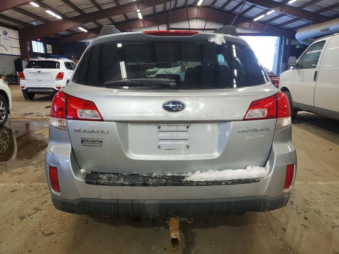 2013 Subaru Outback 2.5I Premium - zdjęcie 6