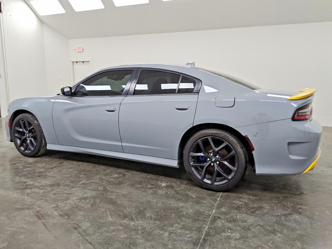 2021 Dodge Charger Gt - zdjęcie 2