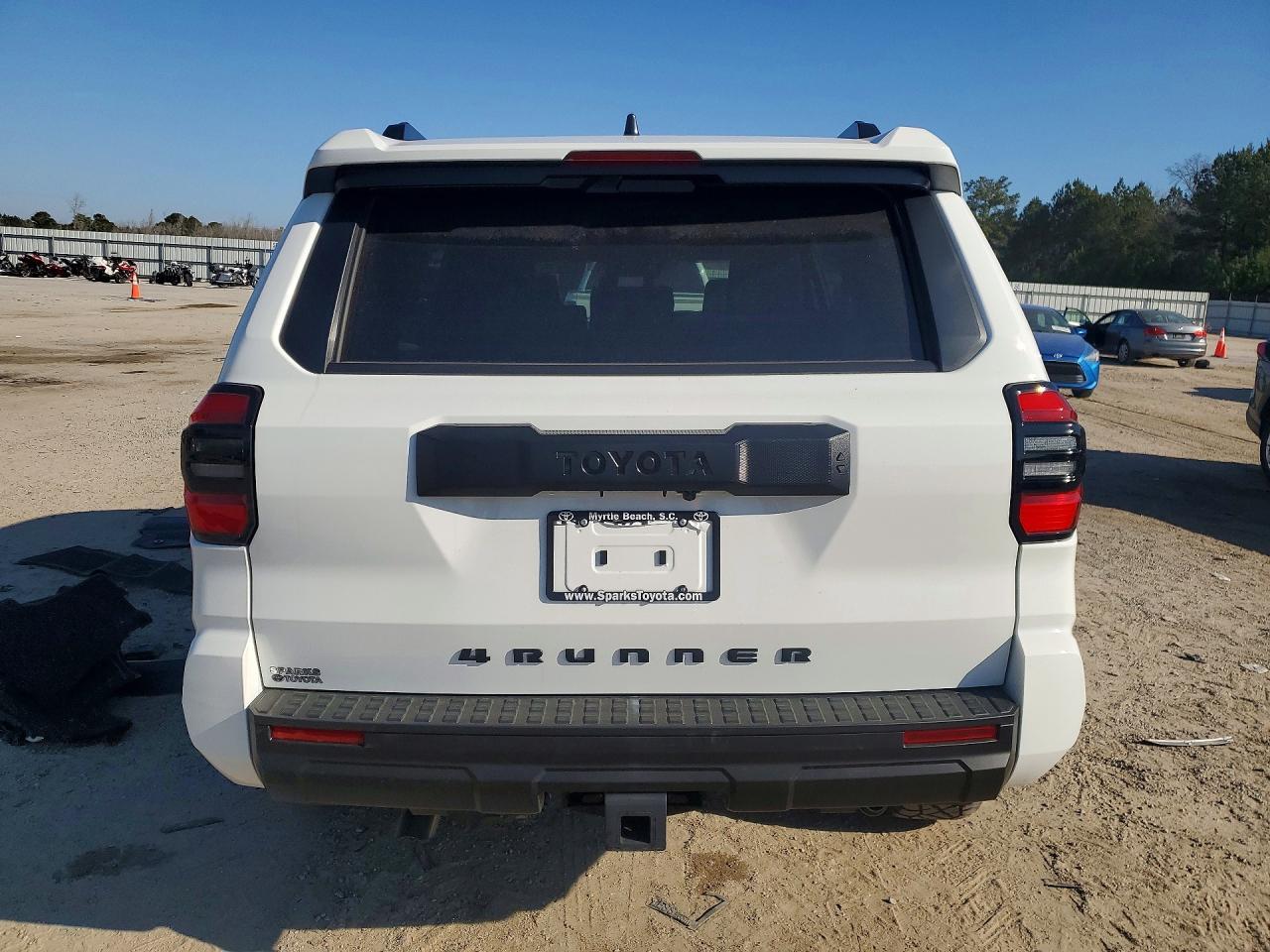 2025 Toyota 4Runner Sr5 - zdjęcie 6